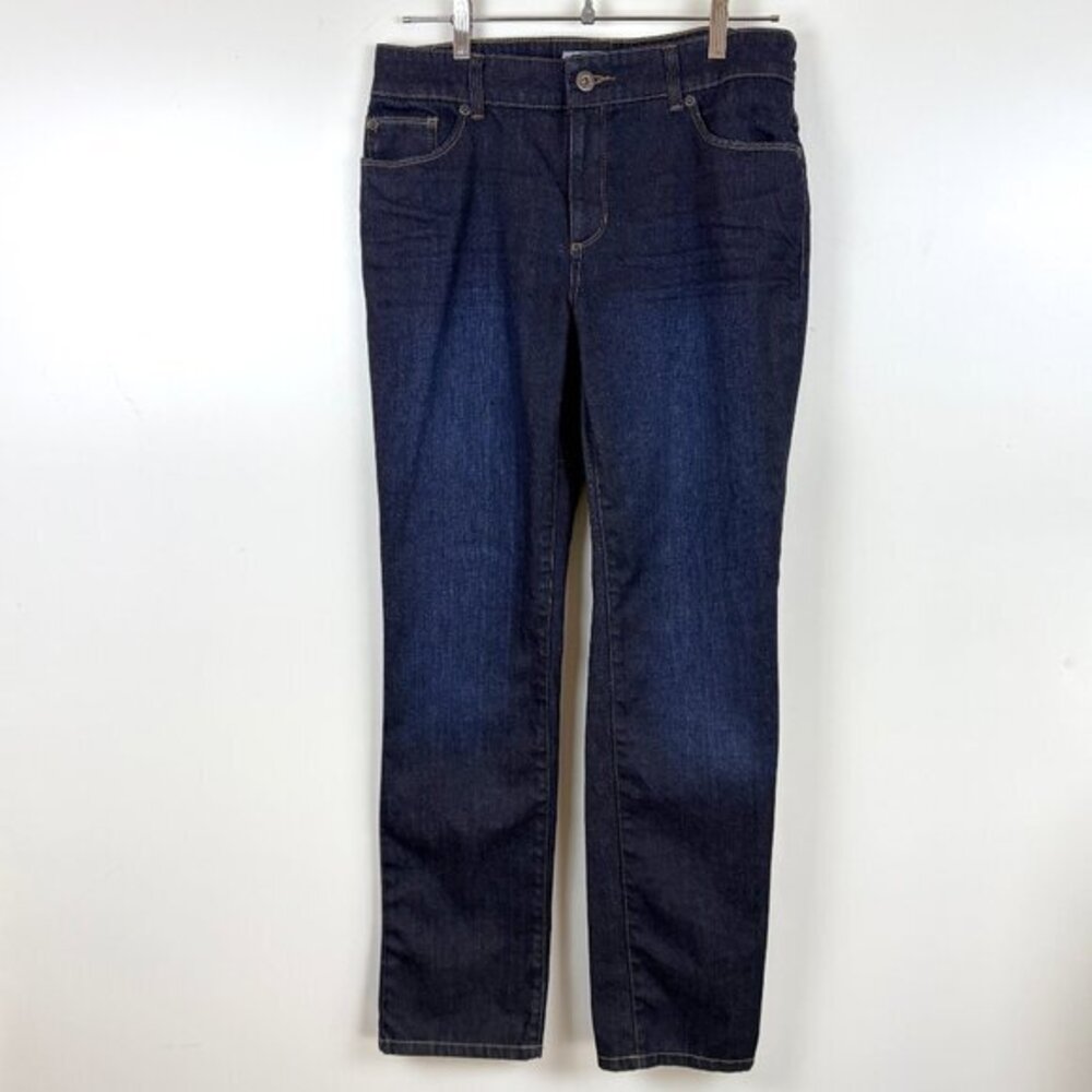 Chico’s Platinum Dark Wash Ultimate Fit Slim Leg Jeans Size 0.5 Converts to a 6 - Picture 4 of 8